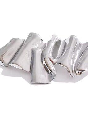 Stylish Silver Brooch Pins for Women Unique Fashion Clothing Accessories Jewelry